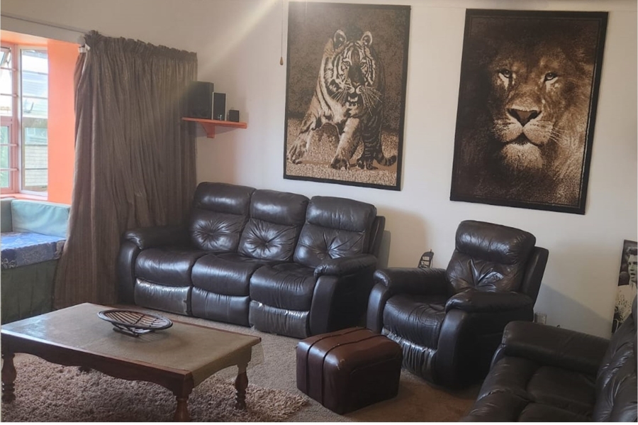 3 Bedroom Property for Sale in Cambridge West Eastern Cape